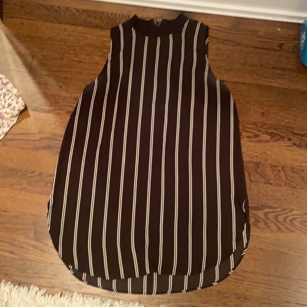 Woman’s sleeveless top